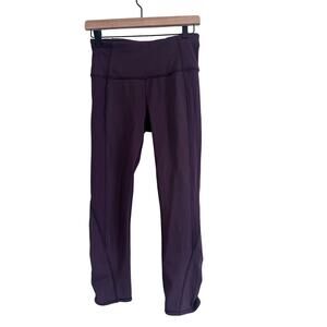 Lululemon Purple Cropped Leggings Size 6